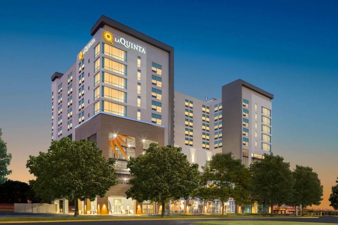 Hotel La Quinta & By Wyndham Downtown Stadium Nashville