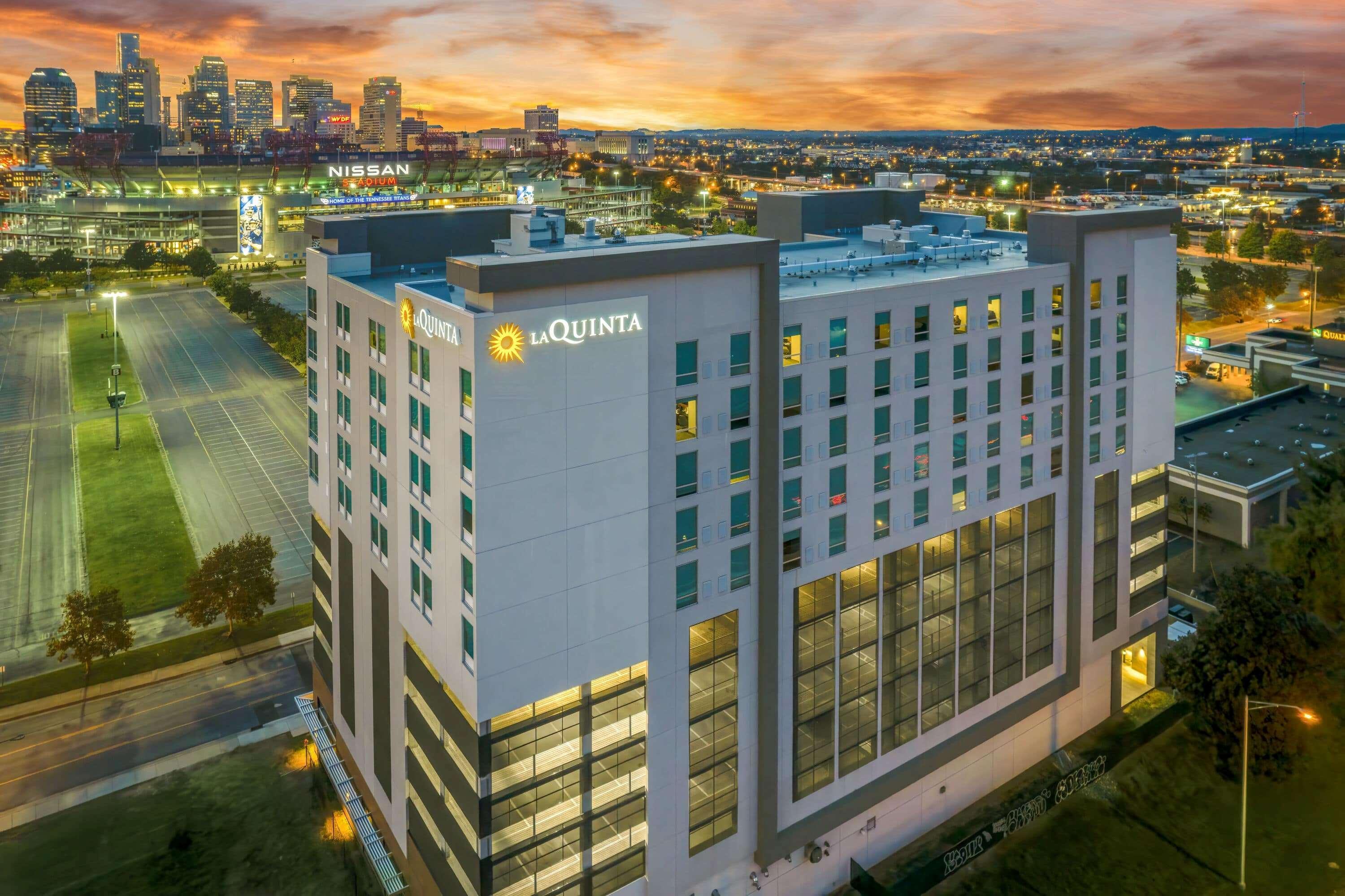 Hotel La Quinta & By Wyndham Downtown Stadium 3*